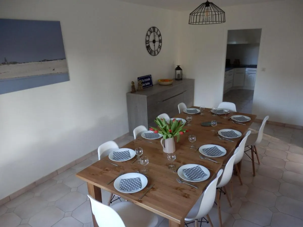 Holiday home Villa A La Croisee Des Baies Tremeoc